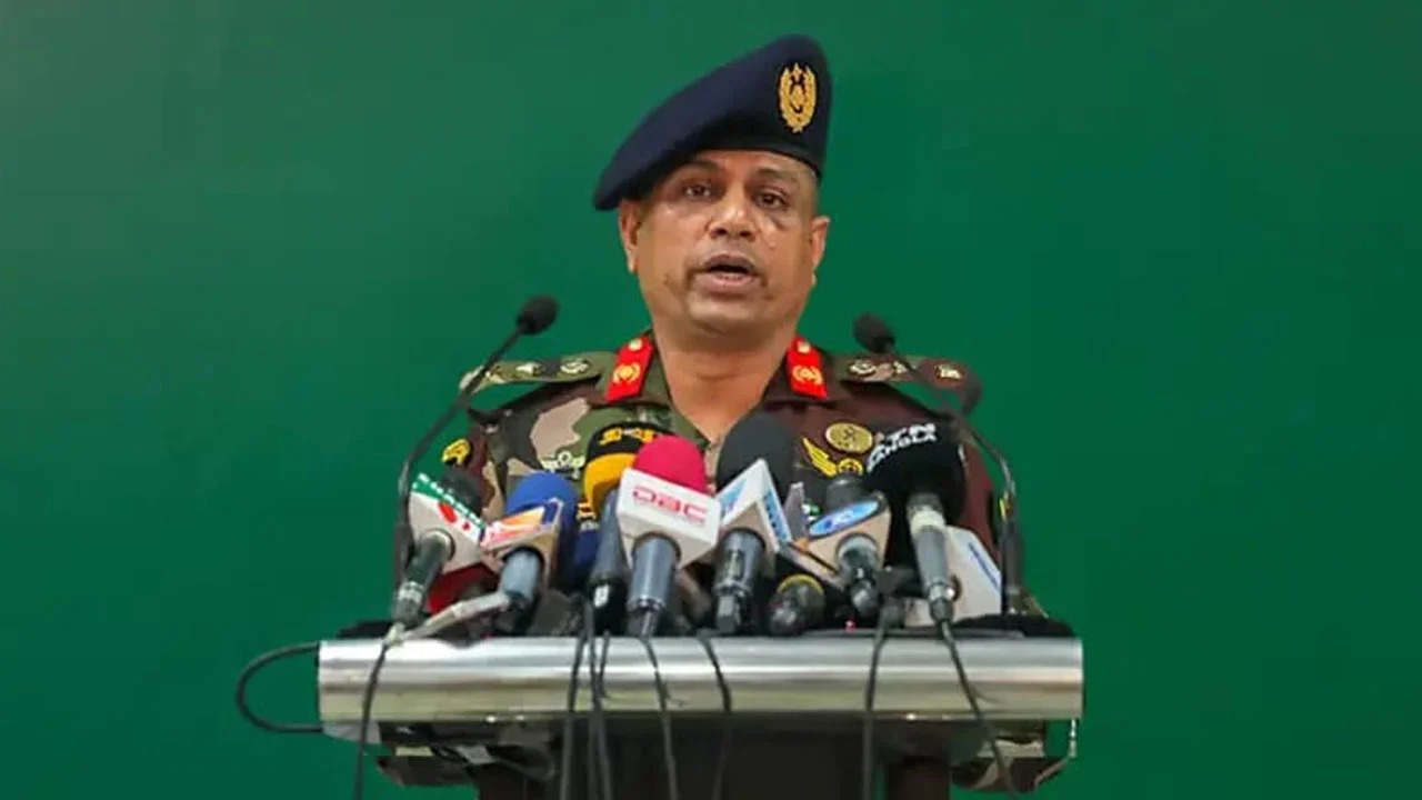 11612_Army_2xiMcKr.jpg