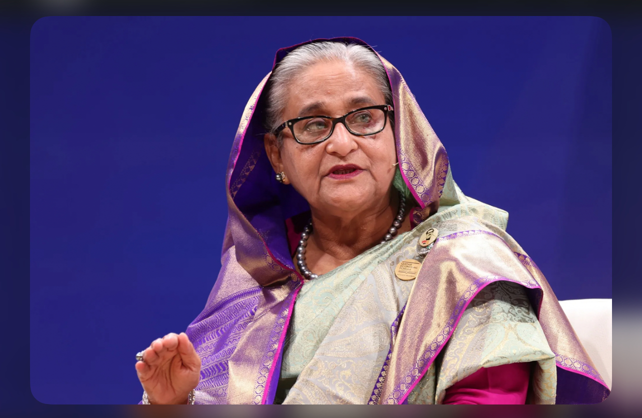 শেখ হাসিনার লকারে ৮৩২ ভরি স্বর্ণ 12821_IMG_5674.jpeg