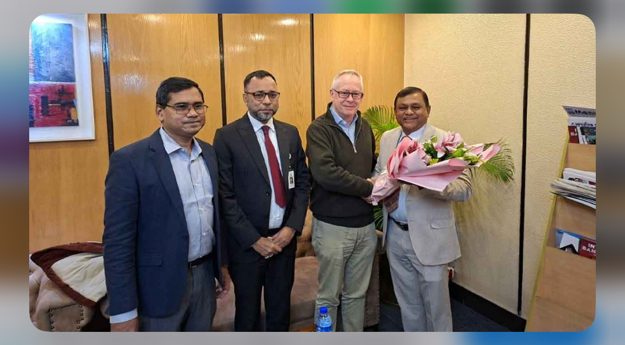 হাসপাতালে খালেদা জিয়াকে দেখতে ইংল্যান্ডের ডা. রিচার্ড বিলি 12902_IMG_6122.jpeg