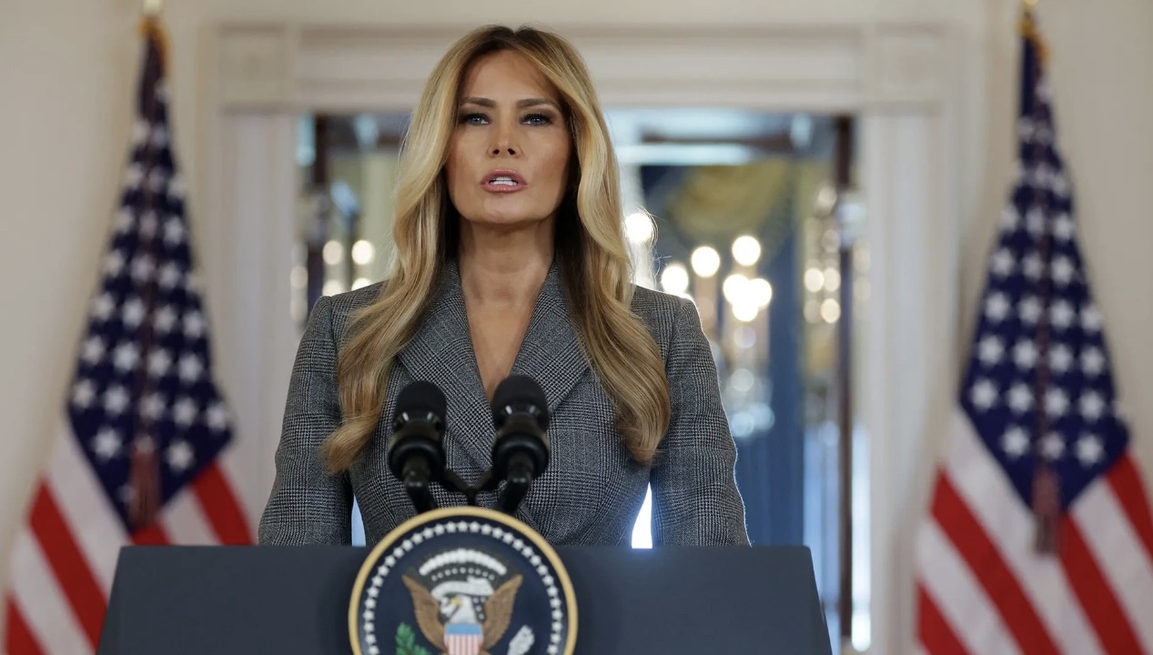 অভিযোগকে ‘অপবাদ’ বললেন মেলানিয়া ট্রাম্প 15028_IMG_9879.jpeg