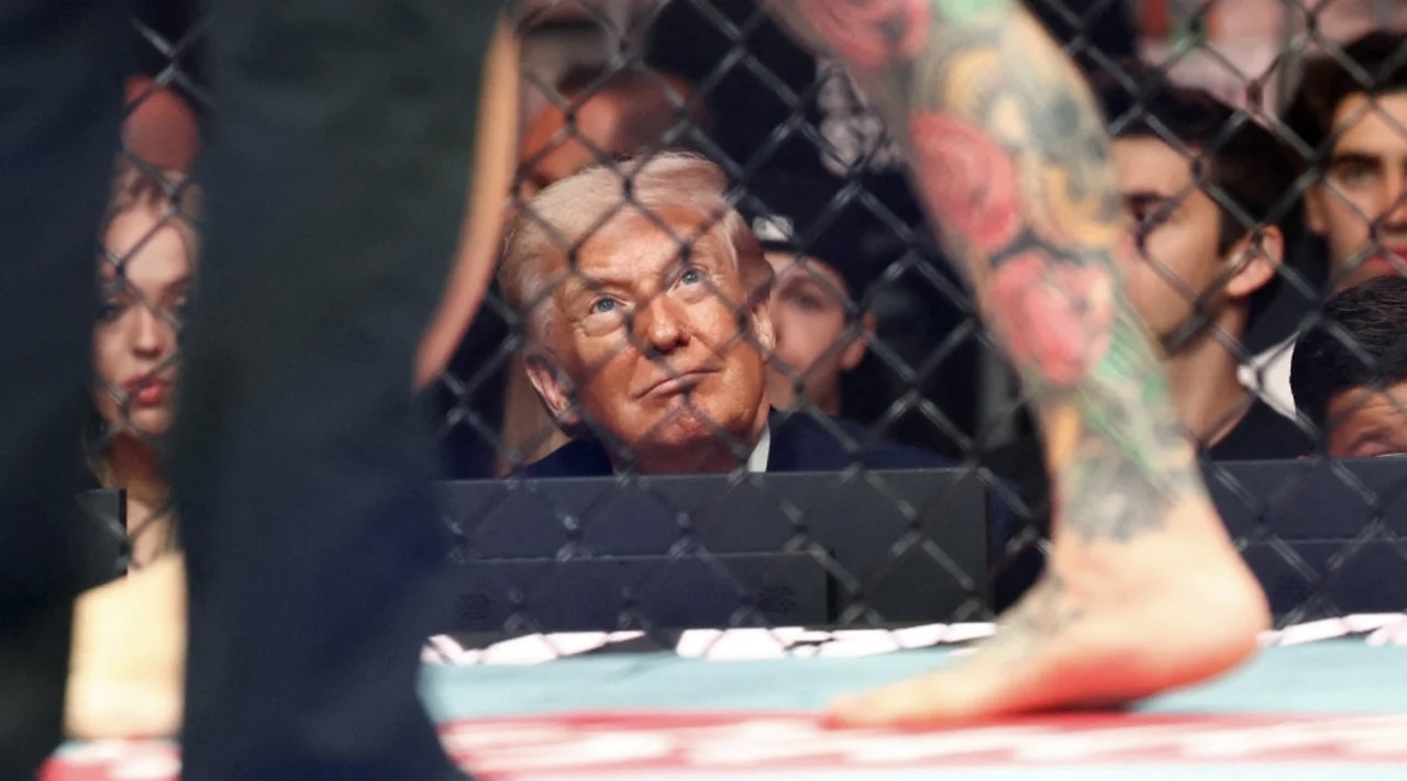 শান্তি আলোচনা যখন ব্যর্থ হচ্ছিল, ট্রাম্প তখন কুস্তি খেলা দেখছিলেন 15046_IMG_9972.jpeg