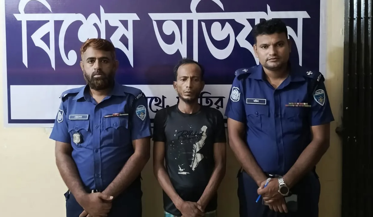 ১০০ রাকাত নফল নামাজ পড়ে ‘ভালো হওয়ার’ অঙ্গীকার, রাতেই আবার মাদকসহ গ্রেপ্তার 16088_IMG_8049.jpeg
