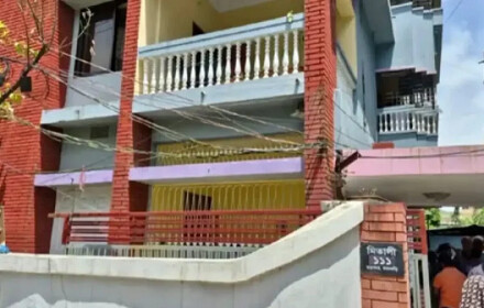 সিলেটের এক ফ্ল্যাটে স্বামী-স্ত্রী ও তাদের গৃহকর্মীকে হত্যা 16359_IMG_8069.jpeg