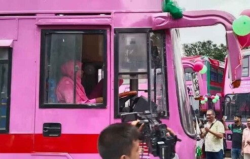 নারীদের নিরাপদ যাতায়াতে চালু মহিলা বাস সার্ভিস 16420_IMG_8487.jpeg