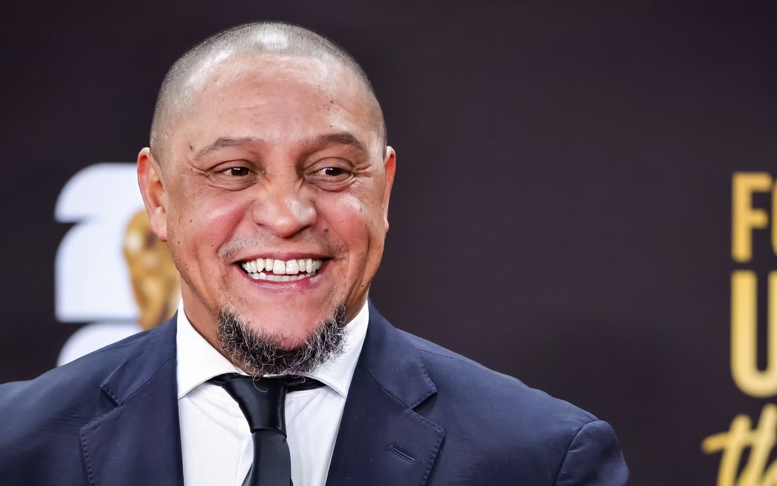 16428_roberto-carlos.jpeg