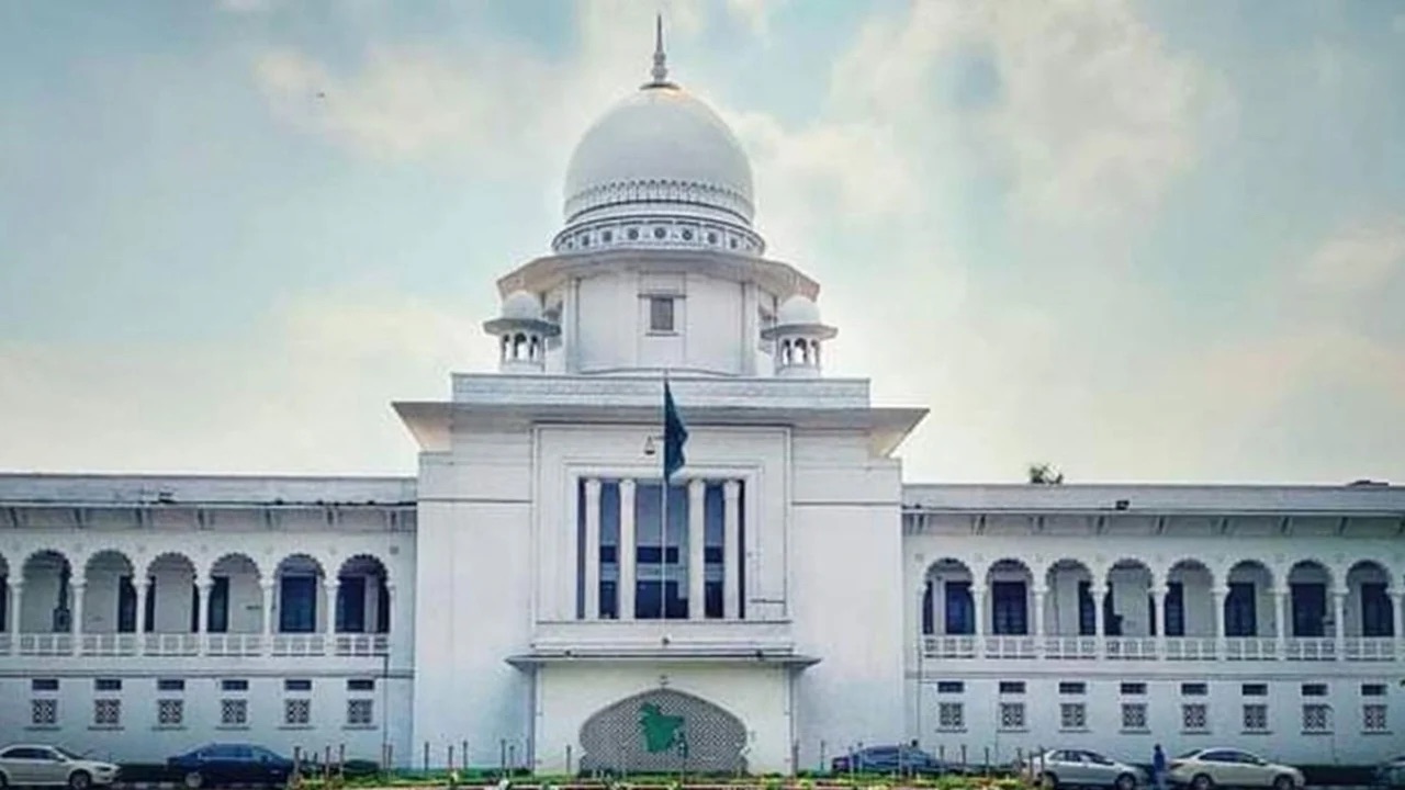 অনিবন্ধিত নিউজ পোর্টাল ও গুজব ছড়ানো পেজ বন্ধে বিটিআরসিকে হাইকোর্টের নির্দেশ 16613_0908a071cd7dcab9c4bf2af183319130-2.jpeg