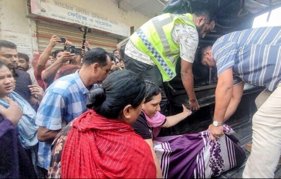 বগুড়ায় যুবককে গলাকেটে হত্যা, জড়িত সন্দেহে আটক ২ 17070_IMG_0704.jpeg